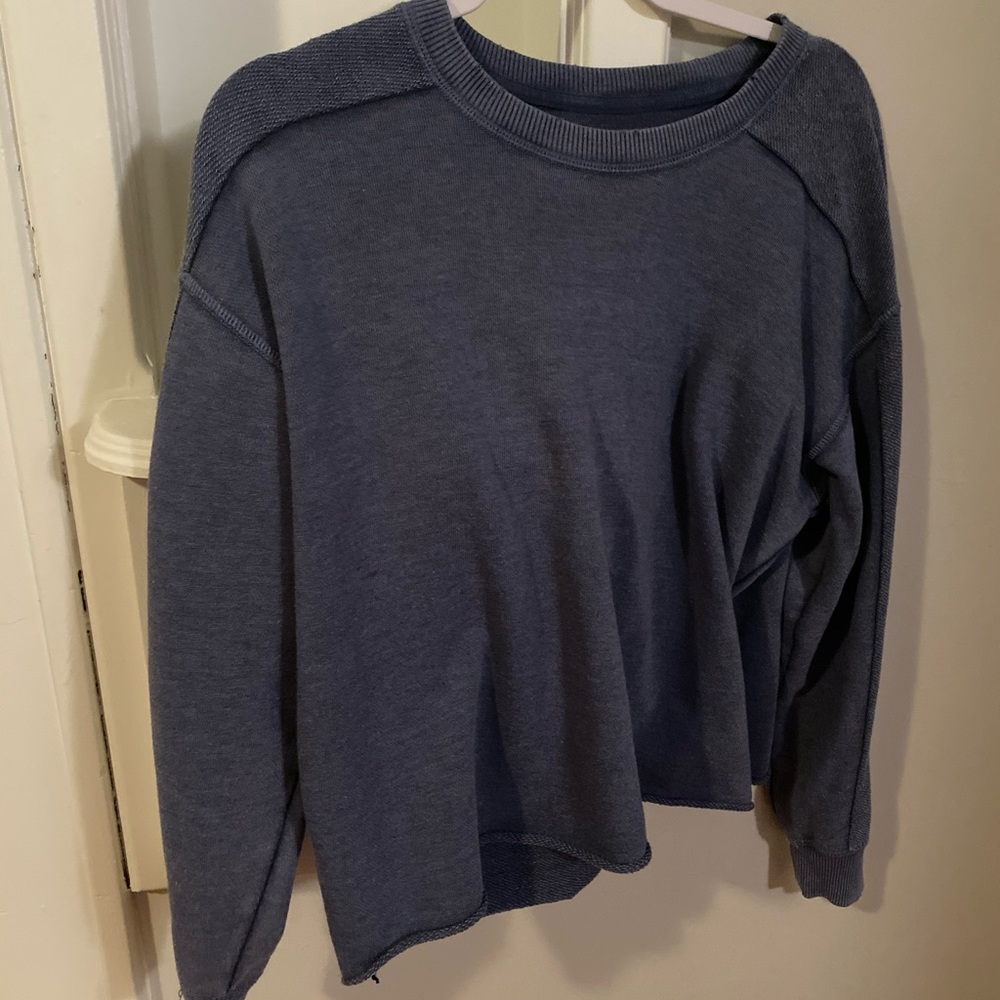Large aerie crew neck.